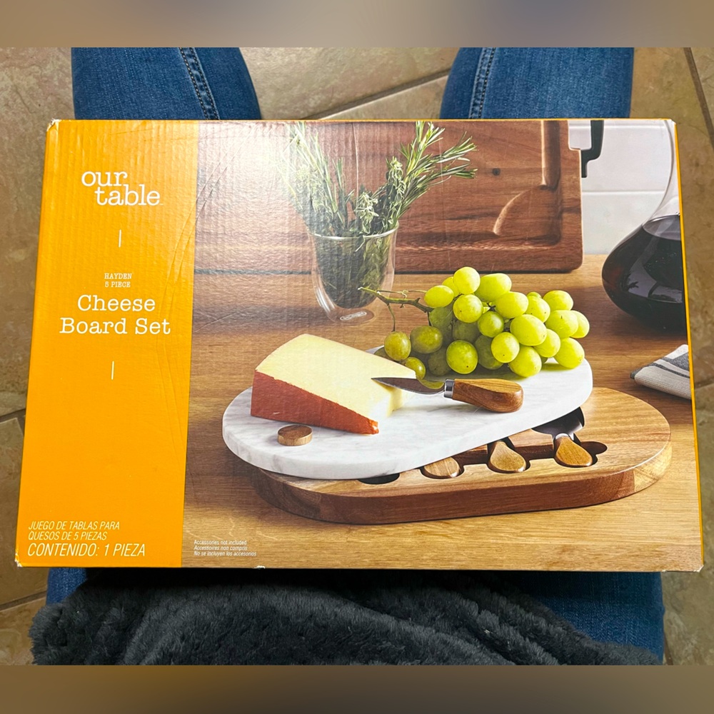 NEW 5 Piece Cheese Board Set